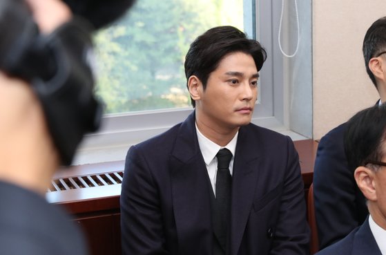 버닝썬 이미지