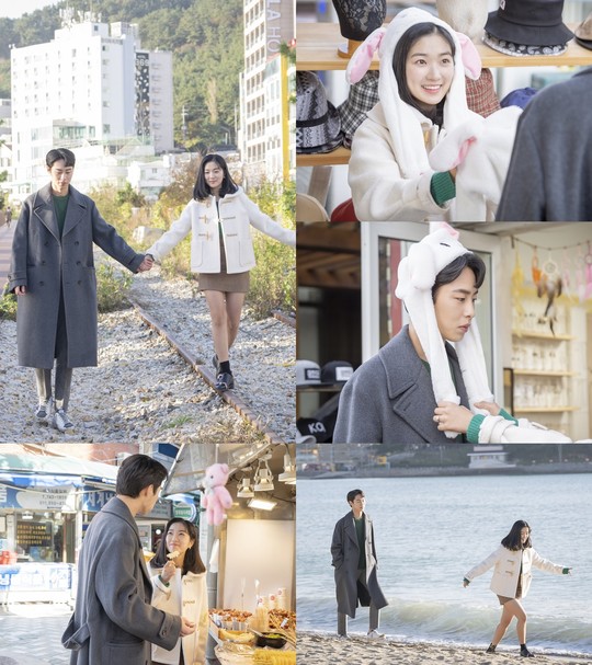 Kim Hye-yoon and Lee Jae-wook were seen having a happy time.The MBC tree mini series How to Discover (playplayed by Inghye, Song Ha-young/directed by Kim Sang-hyeop/produced MBC, Lamon Raein) broadcast on November 20th, and Kim Hye-yoon (played by Eun Dano) and Lee Jae-wook (played by Moby Dick) are showing off their enjoyment of Date in a different mood than before, which is curious. ...Earlier, Moby Dick (Lee Jae-wook) discovered that when he died in Shadow, he lost his self while digging into the secrets of the world in the comics.Later, Ndano (Kim Hye-yoon) fell unconscious due to a worsening heart disease, and Moby Dick was tense with his hands on her oxygen respirator to put everything back in place.But Moby Dick, who found out that he had killed Ndano in the past skilling, left her room with bitter tears.Also, at the end of the 28th broadcast on the 14th, the image of Ndano, who lost all his memories of Haru (the good man), was revealed, suggesting that she eventually died in Shadow.There is a situation in which interest is focused on whether Eun Dano, who returned to Moby Dicks fiancee who has no self, and Moby Dick, who has finally acknowledged his mind about Eun Dano, will eventually make a fruit of love in stage.In this situation, Eun Dano and Moby Dick are attracted to the sight of spending time together in a friendly manner.The two people are having a happy time like other lovers, such as walking along the railway track or sharing street food together, and curiosity is amplified about what kind of relationship they will continue in the new story.pear hyo-ju