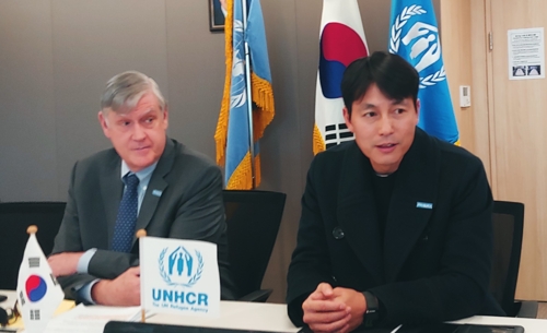 Jung attended the Global Refugee Forum Press Briefing held at the Korea Representative Office of the United NationsRefugee Organization in Seoul on the 20th, and said, Misunderstood is the biggest difficulty related to the Refugee issue in our society.Jung became an honorary ambassador to the United NationsRefugee Organization in May 2014, and has been a goodwill ambassador since 2015.Over the past five years, I have visited Refugee camps in seven countries, including Nepal, South Sudan and Bangladesh.In June, I also published an essay book If You Can See What I See that contains the Refugee activities of the past.I have been protecting Refugee for five years, and Refugee has increased by 25 million people all over the world, and ordinary people are still being displaced, Jung said. If this trend is going on, it will be difficult to see Refugees protection responsibility as a problem for neighboring countries in the country where Refugee occurred.In fact, the problem of Refugee in Korea was recognized only as a problem of other countries, but it is emerging as an important social problem as it suffered from the problem of Refugee in Yemen last year.I think I want to find the answer quickly as there are various conflicts of interest over the Refugee issue, Jung said. But now is the time to think about how to understand the new neighbors.There may be misunderstood and prejudice in the process of getting to know our neighbors, but over time, we can reduce this misunderstood, Jung said. It is a process of reducing this misunderstood, and fortunately, the gap seems to be narrowing at a rapid pace.I would like to see Refugee with a sense of understanding in social change rather than presenting urgent alternatives or answers.United NationsRefugee Organization Goodwill Ambassador Activities. Please understand rather than find a hasty alternative.