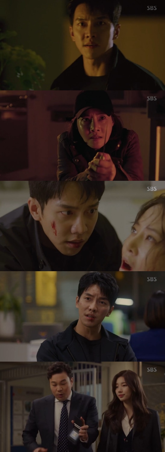 Vagabond Lee Seung-gi in front of Kyeong-heon Kang diesIn the 15th episode of SBS gilt drama Vagabond broadcast on the 22nd, Cha Dal-gun (Lee Seung-gi) was portrayed.Ahn Goh-ri (Bae Su-ji), Kitaewoong (Shin Sung-rok), and Kim Se-hoon (Shin Seung-hwan) said that Kim U-gi (Jang Hyuk-jin) was kidnapped.The guards in charge revealed that the injuries were severe and transported, and CCTV was also broken.The signs are bad, Gitaewoong told Kang Ju-cheol (Lee Gi-yeong), and Kang Ju-cheol said, Its very likely to be killed; we have to find it before then.At that time, Chadal-gun was looking for Oh Sang-mi (Kyeong-heon Kang); Jerome, who appeared before Chadal-gun, pointed the gun, and the two began a fight that could not be backed down.Oh Sang-mi, who was stabbed, died leaving a pattern. Cha Dal-geon was caught by the police station and said, The complainant is me.Then, Gohari and Kim Se-hoon appeared and took Chadal-gun. Chadal-gun realized that the pattern left by Oh Sang-mi was Jeromes tattoo.Photo = SBS Broadcasting Screen