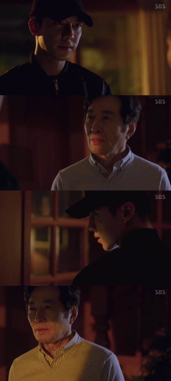 With Vagabond Lee Seung-gi asking Yun-shik Baek for help, Bae Suzy has entered the private for The Mole Song: Undercover Agent Reiji investigation.In the final episode of SBS gilt drama Vagabond broadcast on the 23rd, Cha Dal-gun (Lee Seung-gi) was shown visiting Jungkook Table (Yun-shik Baek).On this day, Jungkook received a call from Chadalgan. I did not believe Jungkook, but soon Chadalgan appeared. Chadalgan said, I did not forget to help.I need money. When Jungkook asked, What are you going to do with that money? Chadalgan said, I will go into Tiger oyster to catch Tiger. Im going to go to Myeongdong bond market and find my mother. Ill give you as much money as I want. Its weird. Im not going to die even if I hit a lightning strike.I will never die until I get rid of those babies, Cha Dal-gun said.Meanwhile, Bae Suzy told the prson that she would do The Mole Song: Undercover Agent Reiji to defend Jessica (Moon Jeong-hee).Photo = SBS Broadcasting Screen