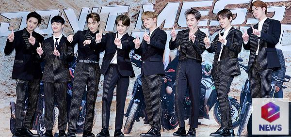 The mens group EXO (EXO) canceled the sixth album Concert, which was scheduled for Wednesday.SM Entertainment, an EXO agency, said on the afternoon of the 25th, We canceled the schedule of the 6th album OBSESSION Concert, which was scheduled for 11 am on the 27th.SM Entertainment said, I express my deepest condolences to the sad BIBO and pray for the goodwill of the deceased.The reason EXO canceled the concert was due to the Beebo of the late Goo Hara, who was reported 24 days ago. Goo Hara was found dead at his home in Gangnam, Seoul, on the afternoon of the same day.Meanwhile, Group A.O.A canceled the sixth mini album New Moon showcase, which was scheduled for 4 pm on the 27th, and Crush, who was scheduled to release his second album on the 28th, also postponed the album release to December 5.