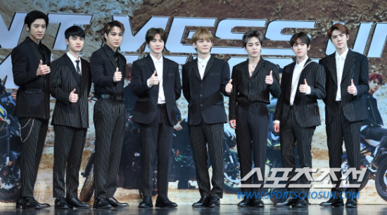 EXO (EXO), a group that makes a comeback with its regular 6th album OBSESSION, will appear on Men on a Mission.EXO will appear on Men on a Mission, a JTBC official said on Wednesday, a first appearance since December 2018.Suho, Baekhyun, Chen, Chan Yeol, Kai, and Sehun will be together. The recording will be held on the 28th, and the broadcast will be on December 7th.This is all of the EXO members who are active except Ray, who is active in China, Siu Min and Dio (Do Kyung Soo), who joined the army in May and July respectively.EXO is about to make a comeback for the regular 6th album Option on the 27th.
