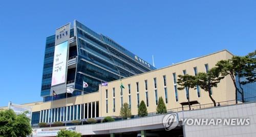 비-원 이미지