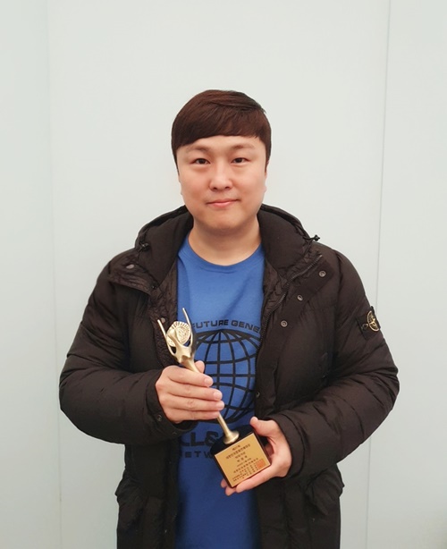 엠오티엔터테인먼트 이미지