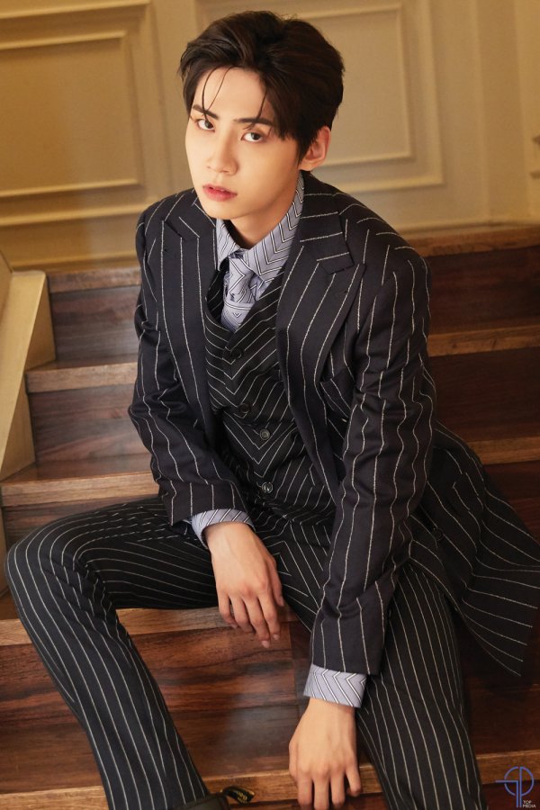 - The spicy taste of the baby sun. Mnet Produce X101 brings up the Turtle Ship stage that raised Lee Jin-hyuks presence.Unlike the expectation that he would decorate his first solo album with Feelings, which was released to the nickname of Baby Sun, Lee Jin-hyuk played the music he wanted to do.- Killing Part. The impact came back. To be more honest, the songs that seemed to be drunk like water were stuck in the eardrums this time.The production that stands out from the distribution of parts to the advantages of each member is outstanding, and the competence of the members who have digested it is impressive.- Beagle Crush. It was good to try to transform but not miss the unique beagleness.The second Heres the Waggy Feelings, and it reminds me of Mamamu in the early days and beagles. And Dancing is like a beagle in a sexy shower.- IU only three letters. The word listening to IU is appropriate, and the music of IU and IU has already become branded.Of the IU-type tracks that I could have been bored without the him. IU and Bluezian Feelings were so well suited!- In this field. No genre is shaken by the identity of the artist. The space girls major is to split and play on the beaton melody.The members voices are good to hear day by day.The difference is that the concept and the theme consciousness have become clear in the second album, which is the first track to catch the eardrums.I inherited the Earl of the idol ancestors who were singing for the 20th century teenagers and released it in the 21st century.I GOT7 it. Feelings came from the previous song Role Play. This is the way Astro should go. Dream Fattal, I finally found my clothes through this album.- Dindin do not come from anywhere ~ It is a Bona album full of Bona vaginas in sheep. Dindins singing rap controls the listeners emotional state.- The fruit that I kept. It is an album of the hearts of the five members who did not abandon the team called AOA.It is composed as if it was originally a five-member group, and it adds to the sexyness and skill to satisfy the eyes and ears.- The slippery millet. EXO challenged again through Regular 6th album.The music is an experimental music, even though it is a safe group to choose a card called Stable. The albums listening point is the vocals of the beat and the shaved members.The beats cross is repeated and it is a composition that feels boring, but it saves the taste of the high-quality song digestion power.