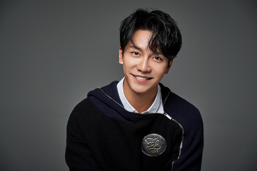 Actor Lee Seung-gi, 32, who has been loved by her as a peoples younger brother, has turned into a man.Lee Seung-gi played the role of Cha Dal-gun, a stuntman who ran unceasingly to uncover the conspiracy and truth about his nephews death in the recent SBS gilt drama Vagabond, and showed a brilliant action scene.It was different from the melodrama that was shown in the drama Kuga no Seo, My girlfriend is Gumiho, match and love today.Maeil Business met Lee Seung-gi at a cafe in Gangnam-gu, Seoul and conducted a Vagabond final interview.I was part of a work that was so grateful.I thought that I would make a piece that is not unfortunate. I was in the filming, but I think that many people like the quality part and it will remain a proud work in my filmography.It was a pre-production, so I could shoot it closely, and I think there was a lot of advantage in the probabilities of accidents. Vagabond is a work that reveals a huge national corruption found by a man involved in a civil airliner crash in a concealed truth.This work, which attracted attention from before the broadcast with 25 billion production costs, captivated viewers with a spectacular scale like watching a movie, capturing the unusual scenery of Morocco and Portugal and the breathless chase scene on the screen.Lee Seung-gi said, I think viewers were shocked by the fact that I can see this quality in Korean dramas when I saw the first episode. In the first half, there was a reaction that I spent all the production costs there.It is not a two-hour movie, but a 16-part drama, so I can not show the best quality every time.We have worked together with the crew, staff and actors to show good quality for each action scene, he added.Ive been preparing for the action gods for months, and Ive been working on mercenary shootings and car chasers.Im so proud to be in good quality on the air, as Ive prepared so hard, I think I went to the set with a daily prayer, I dont know when or where the accident will happen.In a large-scale god, everyone is nervous and does not have an accident, but there is a high probability that a relatively small god will be injured in a situation where tension has been relaxed. When asked about the change of the image of Actor Lee Seung-gi as Vagabond, he said, The reason why this work has an extraordinary meaning to me is that it made me disappear the question of Lee Seung-gi is Action?I actually like to act. I think the idea of Actor, who was formerly me, was a person who fits the righteousness. I think he thought, I dont think hed do anything evil.But Im not very good, Im just like ordinary people.There was a gap between what I wanted to do and what the public wanted, and it was difficult to find the contact point.I was worried about my career, but I think that the spectrum has widened with Vagabond this time. (Laughing) (Interview 2)