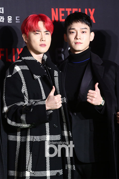 Group EXO Suho, Chen attend the film 6Underground green carpet at the Seoul Dongdaemun Design Plaza (DDP) on the afternoon of the 2nd.The 6 Underground, starring Ryan Reynolds, Dave Franco, and Melanie Laurent, is an action blockbuster film about the biggest operation on the ground that they have become ghosts themselves, six Jung-yongwon who erased all past records as if they did not exist in the first place.news report