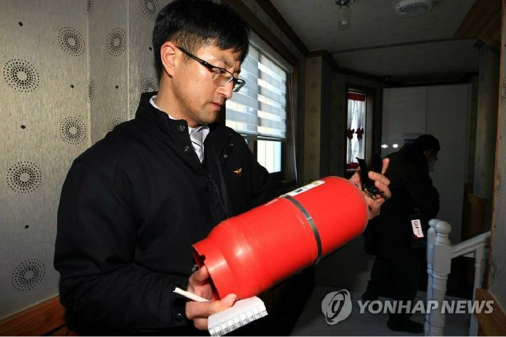 철이민박 이미지