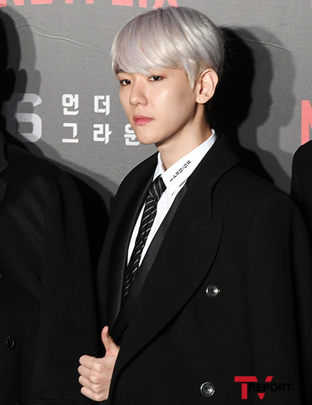 Baekhyun of the group EXO attended the film 6 Underground green carpet event held at DDP in Euljiro 3-ga, Jung-gu, Seoul on the afternoon of the 2nd.The movie 6 Underground will be released on Netflix on the 13th as an action blockbuster featuring six elite agents who erased all past records as if they did not exist in the first place, and the biggest operation on the ground that they have become Ghost themselves.