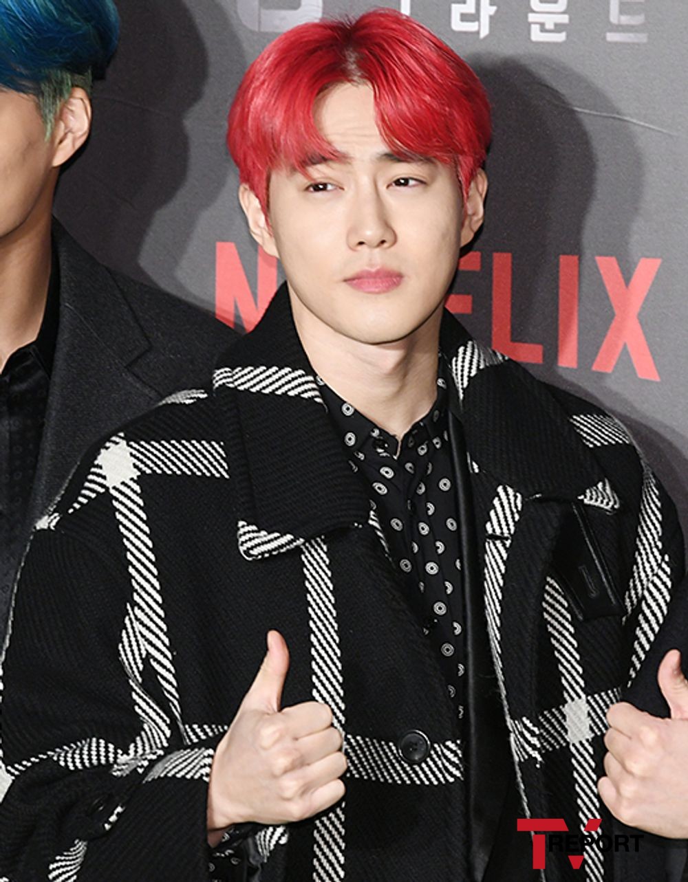 Suho of the group EXO attended the 6 Underground green carpet event held at DDP in Euljiro 3-ga, Jung-gu, Seoul on the afternoon of the 2nd.The movie 6 Underground will be released on Netflix on the 13th as an action blockbuster featuring six elite agents who erased all past records as if they did not exist in the first place, and the biggest operation on the ground that they have become Ghost themselves.
