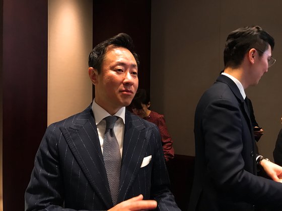 위스키앤티파니 이미지