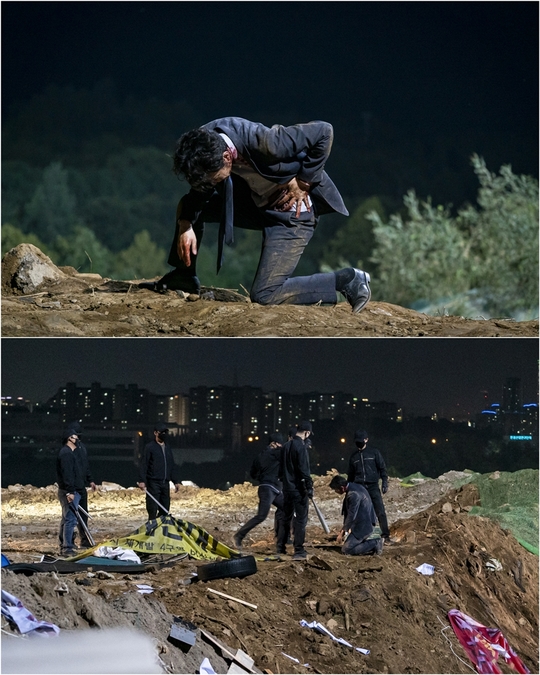 The impact intima is revealed when Lee Jung-jae became a bloodiness.The first episode of JTBCs monthly drama, Aide: Season 2 of People Moving the World (played by Lee Dae-il/directed by Kwak Jung-hwan) began with a scene in which Jang Tae-joon (Lee Jung-jae) was attacked by the gunmen.Since then, no clues or circumstances have been revealed about this incident, resulting in various speculations whether it was actually happening or symbolic.Among them, Advisor 2 released Jang Tae-joons still cut, which became a bloodiness on December 3.In the last broadcast, Jang Tae-joon spurred the tracking of slush funds by Song Hee-seop (Kim Kap-soo) and Sung Young-ki (Go In-bum), and even found a name account managed by Oh Won-sik (Jung Woong-in).I finally wanted to see the end, but the bank manager who managed the account faced the problem of Kang Sun-young (Shin Min-ah)s father.If this fact is revealed to the world, Kang Sun-youngs political life could end. Song Hee-seop already knew it.In the situation where he can not go further or back down, Jang Tae-joon, who was assaulted and lost his mind to the extent of bloodiness, is foreseen, and the question about the situation explodes.emigration site