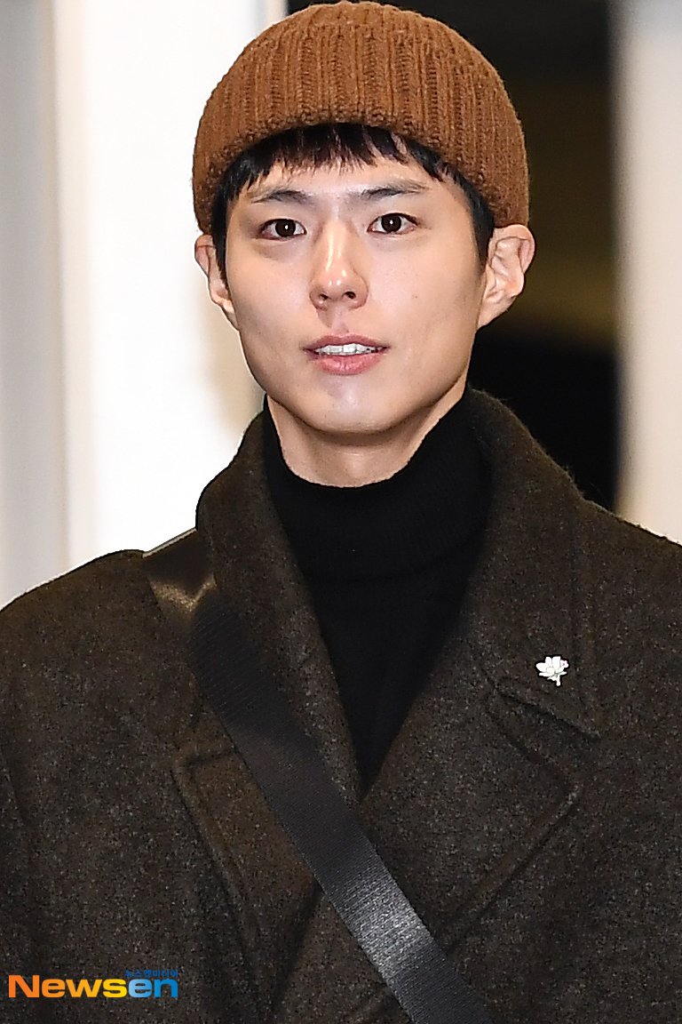 Actor Park Bo-gum (PARK BO GUM) departed for Japan Nagoya on December 4th (Wednesday) at the Japan Nagoya Dome on December 3rd through the Incheon International Airport in Unseo-dong, Jung-gu, Incheon to attend the 2019 MAMA (Mnet Asian Music Awards 2019 Mnet Asian Music Awards).Actor Park Bo-gum (PARK BO GUM) is leaving for Japan.exponential earthquake
