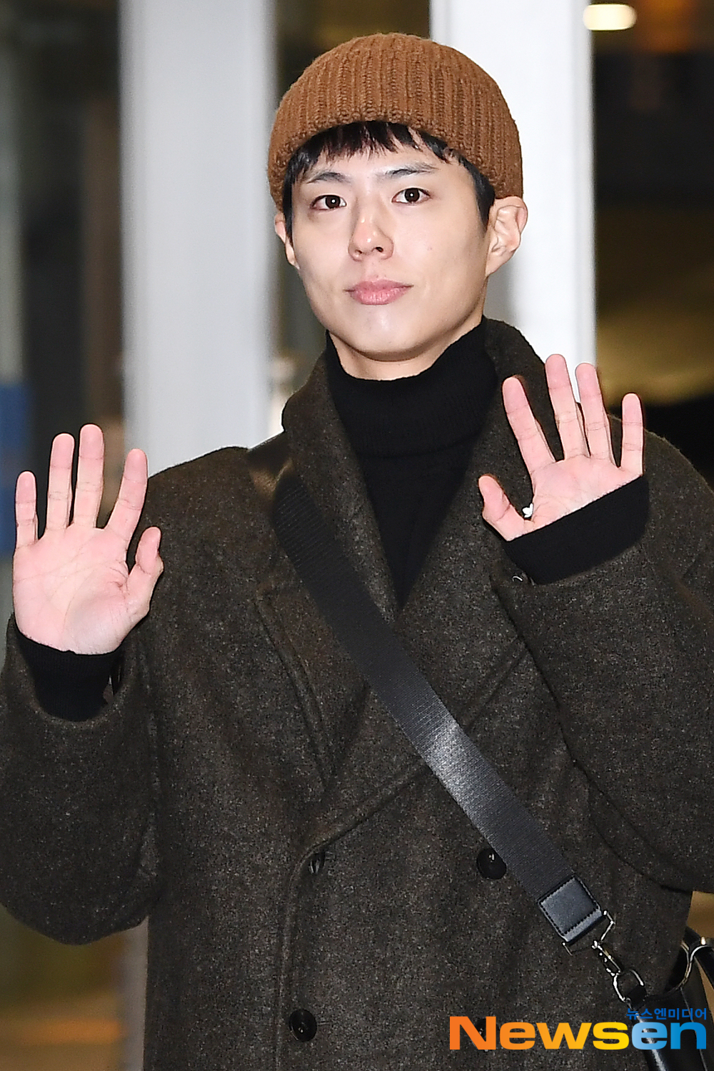 Actor Park Bo-gum (PARK BO GUM) departed for Japan Nagoya on December 4th (Wednesday) at the Japan Nagoya Dome on December 3rd through the Incheon International Airport in Unseo-dong, Jung-gu, Incheon, to attend the 2019 MAMA (Mnet Asian Music Awards 2019 Mnet Asian Music Awards).Actor Park Bo-gum (PARK BO GUM) is leaving for Japan.exponential earthquake