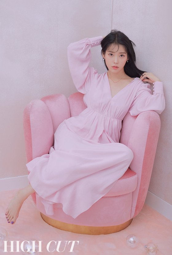 아이유 이미지