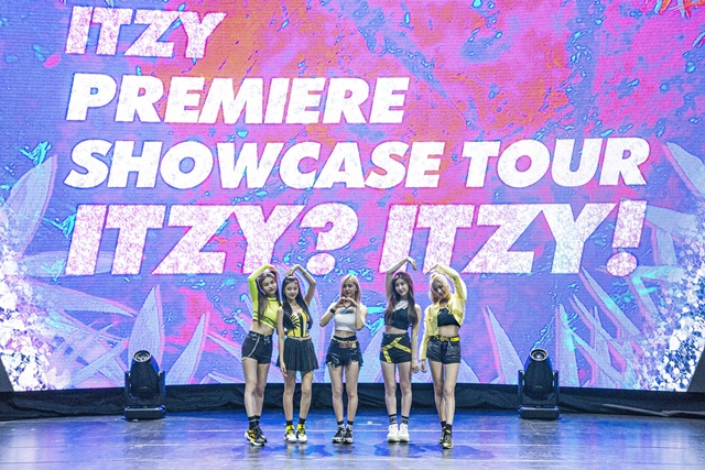 Girl group ITZY (ITZY) successfully held Taipei performance, the third venue of the first overseas showcase tour.ITZY will be on the overseas showcase tour ITZY PREMIERE SHOWCASE TOUR ITZY at the Taipei International Trade Center (TICC) at 6 pm on the 1st (local time).ITZY! (ITZY Premier Showcase Tour ITZY? ITZY!) The performance sold out just on the day it started its first booking.On this day, ITZY showed energy-filled performances on every stage, including its debut song Dallala and the title song ICY of the mini 1st album ITz ICY (ITZY IC).ITZYs overseas showcase tour opened on November 2 in Jakarta and continued to open in Macau on the 9th.It will enter Asia on February 8, Manila, Singapore on March 13, Bangkok on January 21, Los Angeles on January 17, Minneapolis on January 19, Houston on February 22, Washington on July 24, and the Americas on New York on January 26.