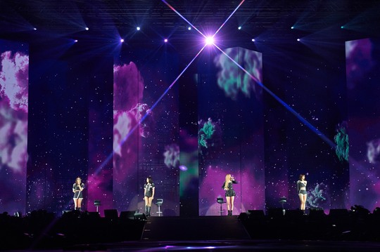 BLACKPINK marked the spectacular start of the Japan Dome Tour, embroidering Tokyos black night sky in pink.BLACKPINK held BLACKPINK 2019-2020 WORLD TOUR IN YOUR AREA in JAPAN at Japan Tokyo Dome on December 4th.Breathing with 55,000 fans who filled the Venues with noisy energy, BLACKPINK led the festive atmosphere with its colorful energy and dynamic performance.BLACKPINKs Japan performance is only one year after the Arena Tour, which entered Kyocera Dome in the shortest period after the overseas girl group DeV.When the dome tour, which was a part of the world tour that proved worldwide popularity by touring 23 cities on 4 continents, was confirmed, the interest of Japan was gathered.As if to prove popularity, all seats sold out immediately after opening the ticket.In addition, the pop-up store held in Harajuku, the center of Tokyo, the day before the performance, was a spectacular event in which fans gathered to hear the news.Prior to the performance, the Tokyo Dome was crowded with various fan bases, ranging from young people in their 10s and 20s to couples and family units.In each area of Japan, as well as overseas fans who have crossed the sea to share the monumental moment, were also noticed.Even on weekdays, the booths selling Goods were crowded with crowds so that they could wrap the dome around them, and it was full of heat before the performance where hot fan-sims gathered to forget the cold.#Tokyo Dome Filled with 55,000 Pink WavesAs the Dudududou (DDU-DU DDU-DU) intro, which marks the start of the performance, flowed out, fans stood up in unison and cheered BLACKPINK with a shout that seemed to pierce the ceiling of the Tokyo Dome.Until the end of the second song Forever Young (FOREVER YOUNG) stage, the cheering pole was shaken and the intestinal area was painted in pink waves, and BLACKPINK responded with colorful performance and perfect Love Live!Tokyo Dome is a dream stage called the holy place of Japan performance. BLACKPINK entered Japan in two years and three months.BLACKPINK, who captivated the archipelago with the Arena tour last year, said of expanding its scale to a dome tour in a year and meeting more fans, I was really surprised that more people came than I imagined.I think it is really lucky and happy to be here. He said, I went to a lot of countries while I was on a world tour.I really missed Blink, please enjoy it together until the end, he said, prompting local audiences to respond.Dynamic Performances that Makes You SmugWhen the stage of KILL THIS LOVE (which was released locally last month, Venues was hot with the fans further shouts and the toe-song.It was followed by a hit song parade that was loved by local fans, including Dont Know What To Do, See U Later, Really, Kick It, Fireplay, Bumbayah, and Like the Last. which completed the stage with the audience.Jenny Kim, Jisu, Rosé, and Lisa members also performed a solo stage feast that shows their unique charm and ability unhappily.The audience praised the name of the extension member and praised the fantastic stage.It was a moment when the efforts and enthusiasm of the members who practiced constantly for this moment and rehearsed until the day of the performance shined.It doubled the fun of seeing it as a spectacular stage production optimized for the wide Venues of the Tokyo Dome.The magnificent image of the large LED screen, the auxiliary screen considering the limited view, the sensual lighting that illuminates the entire Venues, the protruding stage to meet the fans and the moving car, gave a lot of sightseeing.Love Live here!The rich sound created by the band session and the colorful performance of BLACKPINK are combined to create a high quality stage that satisfies both eyes and ears.#BLACKPINK IN YOUR AREAThe set list was filled with songs from the local version of the Japanese version, attracting even more hot response.On stage, I was attracted to the audience with an irreplaceable charisma, and during the talk time, I laughed at the inside of the room with a cute Japanese language and communicated with the fans.To face more fans, he took control of the Tokyo Dome with a free-spirited stage manners unique to BLACKPINK, traveling all over Venues.BLACKPINK, who is about to be on the final stage for two hours, said, It has already passed in the blink of an eye. Thank you and love you for coming to see us even in cold weather.I had a hot and happy time. He then pledged to meet again soon and made his last stage in Japan in 2019.I accidentally fell in love with the music video for Boombaya on YouTube, said Furuya, a 13-year-old middle school girl who visited Venues.After that, I was attracted to their anti-war charms as I got to see various videosLove Live!! It is cool when it is done, and everyday life is so cute.It is a group with a sense of familiarity with Tokyo. Ocada, 20, an office worker who said he had been on vacation for the performance, said, I had a wonderful charisma that no one can see in Japan can imitate.I had to fall in love with the stage of Tududududu, said Saito, 20, who was accompanied by him. I watched BLACKPINKs music through the sound source site and then steadily searched for videos on YouTube.It was the first time I saw the actual stage, but it was really the best. bak-beauty