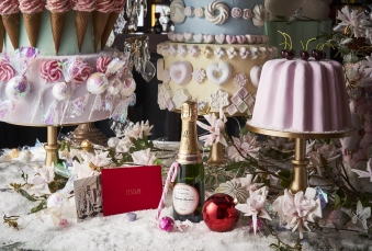 Soul Seasons launches new collection Soul Seasons to launch new collectionContemporary France Nichi perfume brand Soul Seasons released a new perfume collection A Midnight Dream on the 6th.This product is the motif of Mendelssohns A Summer Nights Dream, and it has released four beautiful and dreamy dreams of fantasy with four fragrances.The grated silk tree is a fruity floral flavor that blends apricots with silk blossoms that have the sweetness of Bergamot.Floating Palace is a cipre-woody aroma in which roses and peony flowers blend into green grassy incense, giving off intense and exotic charm.Aphrodite Island is characterized by a combination of subtle floral and green series, and at the same time, it is finished with powdery Musk and Woody.Moon bouquet features a fragrant blend of Nerolyi, Jasmine and Tuberose flowers, creating an elegant and fascinating atmosphere.Christmas Package Line, New World Chosun HotelAt the New World Chosun Hotel, Christmas will be presented with a special Hocance Package for lovers and families to enjoy.The Westin Chosun Hotel in Seoul has prepared two types of Magical Christmas package as a sole product on the 24th.For family customers, we have a Hello Santa Package where you can meet Santa Claus in your room, and a Package where you can enjoy dinner and jazz performances together with a Yultide Magic romantic dinner event for couples and lovers.The boutique hotel rescap will feature Christmas Edition: All That Romantic on the 24th and 25th.In addition to Laurent Ferrie Champagne, one of the three France Champagne, Christmas special after-snow tea, cocktails, and Christmas cards made at the hotel have made a package with special benefits for each room type.Khalids solo tour of Korea sells ticketsWimep will sell tickets for R & B Lee Su-hyun Khalids solo performance at 12:00 on the 10th.The worlds attention is focused on the emotional R & B Lee Su-hyun Khalid will perform at the Olympic Hall in Olympic Park on April 9, 2020 at 8 pm.Khalid became stardom in 2016 when the song Location was uploaded to the Sound Cloud, which was word-of-mouth.Despite being a debut single, this song not only ranked second on the Billboard R & B chart, but also received the attention of Billboard and Rolling Stone, and received popular reviews from the public and critics.The performance is part of a tour commemorating the release of Free Spirit, with about 70 world tours to North America, Europe and Australia, and to Asia.Kuron unveils The Holiday Crystal EditionThe handbag brand Kuron developed by Kolon Industries FnC will show The Holiday Crystal Edition.The new product is a bag that delicately embroidered the Swarovski crystal with unique gloss and color.It is good to use Christmas full of excitement and Evening Bag or Christmas gift to complete the year-end and New Year party look.This edition will be available in three styles, including tote bags, crossbacks and bucket bags.The colors are black and beige, respectively, and black color is blue and beige color is orange crystal is matched to add luxury.NS Home Shopping to hold Weekenden NS + 1 eventNS Home Shopping will hold Weekend NS + 1 event, which earns 10,000 won when purchasing two or more broadcast products.The event will take place in Weekend over the third round of Dec.Participation method is automatically applied when you purchase more than two products with sales of more than 30,000 won during the event period for each order.However, all customers purchased through broadcasting, mobile, and the Internet are excluded, and return of purchase cancellation, business alliance, and non-member purchase are not included in the reserve payment.Pulmuone wins 1st Young Seok AwardPulmuone was the best asset of the day, but won the first Young Seok Award of the Woodang Lee Hoi Young Education and Culture Foundation, which was established to honor the patriotic spirit of Young Seok Lee, who devoted all his wealth to the independence movement such as the establishment of Shinheung Military Academy.Pulmuone won the Young Seok Lee Award at the 1st Woodang Award and Youngseok Award ceremony held at Sejong Center for the Performing Arts on May 5. The first Woodang Lee Hoi-young was awarded by Kim Sung-soo,The awards ceremony was attended by more than 300 people including President Lee Jong-chan, chairman of Lee Jong-chan, chairman of Woo-dong Lee, Lee Jong-cheol, and chairman of the commemorative committee of Yoon Hyung-seop.In addition, the Foundation provided scholarships of 3 million won to 20 people recommended by each university to encourage college students and graduate students studying independence movement history.TMON to launch special event for winter outer goodsTMON sells a variety of winter outer products at special prices, mainly popular items such as short padding and fly.It sells a variety of short padding products such as Elesse Prime Duck common short down, Forest Wellon Mink Kara short padding Jumper, Benaff Per color scheme short padding Jumper, and Fliss products such as Jay Story Hineck half coloring fleece collection.TMON also offers black coupons for all customers throughout December.TMON general customers can receive discounts of more than 30,000 won, 2,000 won over 50,000 won, 3,000 won over 50,000 won, and 100,000 won over 1.2 million won.Super Save members offer an additional discount of 1,500 won when purchasing more than 20,000 won, 7,000 won over 100,000 won, and 30,000 won over 500,000 won.Nature Republic, give me EXO Edition Water TintNature Republic has released the Winter Special Edition EXO Edition Water Tint, which collaborated with the exclusive model EXO (EXO).Tint Package, wearing a fur hat with the official logo of EXO, is reminiscent of a cute doll and catches the eye. It also contains the signatures of EXO members, adding to the value of the collection.This product, which is available in limited quantities, is a high-color lip product that gives a clear color feeling by lightly and quickly attaching moisture-filled texture to lips. It consists of three colors: red, pink and orange.To commemorate the launch of the product, Nature Republic presents EXO Per Photo Card until the end of the product.The Per Photo Card is a paper fragrance that gives a nice picture of EXO members as well as a subtle cherry flavor to make them feel fresh.