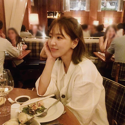 Girl group Red Velvet member Wendy has opened a personal SNS account.Red Velvet Wendy opened an Instagram account on Thursday and released its first post to fans.It appears to have been taken at a foreign restaurant, with Wendy smiling in a white shirt and a relaxed outfit with her hair tied back lightly.Its a daily photo of Wendys refreshing beauty.Members also welcomed Wendys opening of her personal SNS account, with Red Velvet Joy saying: I feel like Wendy today!Finally, said Sigi, Today I made Wendy Insta, and Yeri left a witty comment using Wendys name, such as Today I felt like I wanted to make Wendy Instagram. 