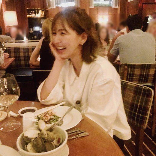 Girl group Red Velvet member Wendy has opened a personal SNS account.Red Velvet Wendy opened an Instagram account on Thursday and released its first post to fans.It appears to have been taken at a foreign restaurant, with Wendy smiling in a white shirt and a relaxed outfit with her hair tied back lightly.Its a daily photo of Wendys refreshing beauty.Members also welcomed Wendys opening of her personal SNS account, with Red Velvet Joy saying: I feel like Wendy today!Finally, said Sigi, Today I made Wendy Insta, and Yeri left a witty comment using Wendys name, such as Today I felt like I wanted to make Wendy Instagram. 