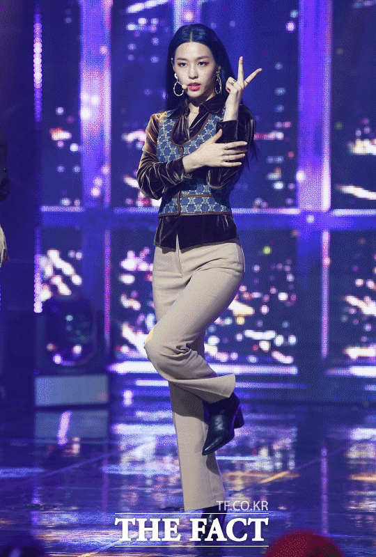 설현은 JTBC '나의 나라' 종영 후 AOA로 컴백해 활동 중이다. /이동률 기자