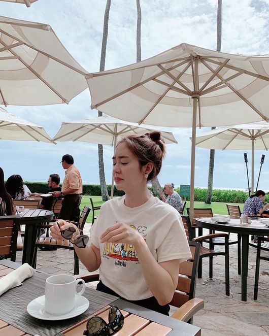 Actress Sung Yu-ri from girl group Fin.K.L showed off her fairy Beautiful looks.Sung-yuri posted a picture and a picture on his instagram on the 8th, If you want to take a picture, you will take off your sunglass and never see the Camera.The picture shows Sung-yuri drinking coffee outdoors, and Sung-yuri takes off her sunglass when she says she will take a picture, but she never looks at the Camera.Especially, the frowning expression that seems to be annoying gives a smile.However, the picture shows Sung-yuri, who is showing off her fairy Beautiful looks, and Sung-yuri, who enjoys her leisure time, is not much different from her past Beautiful looks of the past.Meanwhile, Sung Yu-ri played in JTBCs Camping Club.