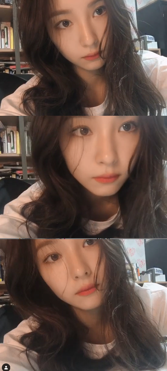 Actor Shin Se-kyung shows off Goddess beautyOn the 11th, Shin Se-kyung posted a video on his Instagram with an article entitled Makeup Today.Shin Se-kyung, who had her face full of screens, boasted a innocent Goddess beauty, with natural yet moody make-up catching her eye.On the other hand, Shin Se-kyung played the role of Na Hae-ryung in the MBC drama Na Hae-ryung which last September.
