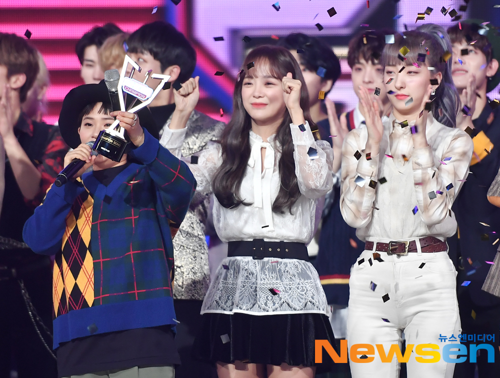 MBC Music Live Show Champion was held at MBC Dream Center in Janghang-dong, Ilsan-gu, Gyeonggi-do on the afternoon of December 11th.EXO took first place on the day.Show Champion featured Kim Jang-hoon, Astro (ASTRO), Kim Sejeong, Golden Child, Space Girl, CIX, OnlyOneOf, Limitrice, 1TEAM, New Kid, Wiindersohn, Steddy, Ivan, Hibro and Ollieexpressiveness
