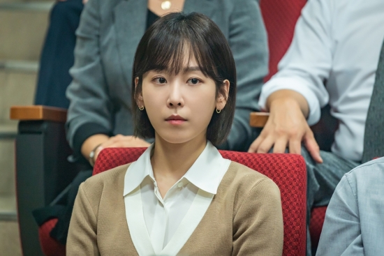 Seo Hyun-jin plays the social early-life high sky, which became a fixed-term teacher - a character who struggles to survive, keeping her dreams at school.It will show off its mature acting ability: Seo Hyun-jin has Choicesed jobs rather than resale patent Loco; carefully selected the next one for a year.Seo Hyun-jin said, Black Dog is like a unique genre of occupation that I meet in a long time. I was Choices because it was a tone of drama that I have not done.Visual transform also attracts attention: Seo Hyun-jin boldly cut her hair from long hair to straight hair, with a lean shirt until the end of her neck, creating a social early-life atmosphere.Finally, Seo Hyun-jin said, I waited a lot to meet works like Black Dog. I thought it was a good article.