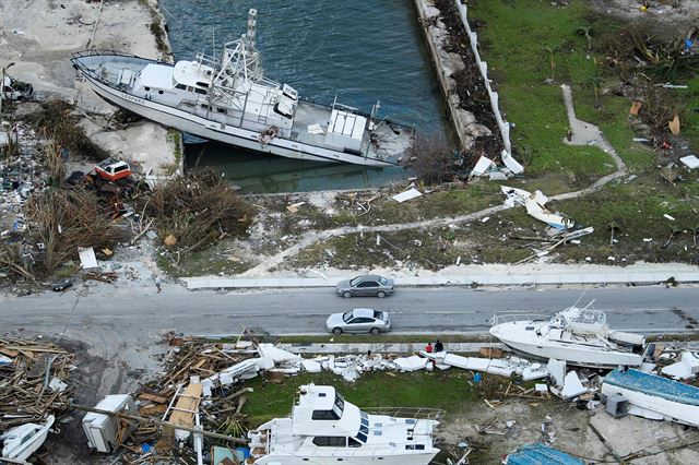 9월5일 허리케인 도리안이 휩쓸고 지나간 바하마 그레이트 아바코 섬 마쉬 항구가 폭격을 맞은 듯 처참한 모습이다. AFP 연합뉴스