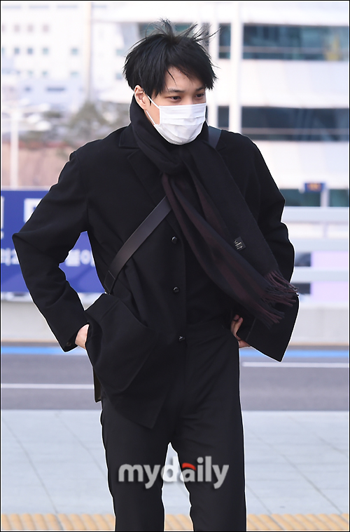 EXO Kai is leaving for Malaysia Kuala Lumpur through the Incheon International Airport on the afternoon of the 13th for overseas schedule.