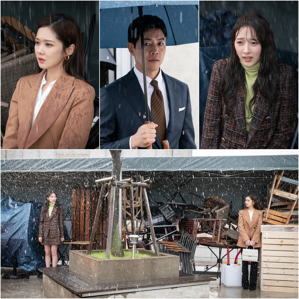 Jang Na-ra and Lee Sang-yoon, who started to face all the truths surrounding the private scandal, started with anonymous characters in the SBS drama VIP (playplayed by Cha Hae-won, directed by Li Jingrim), and Park Sung-joon, who was trying to hide and erase, I got it.Pyo Ye-jin also played the role of Kwon Yuri, whose heart grew bigger for Park Sung-joon after losing his mother, who meant to live his only life.Above all, in the last broadcast, I was shocked to hear that it was Kwon Yuri who sent an anonymous letter from Song Mina (Kwak Sunyoung).Park Sung-joon, who already knew the sender of the letter at the same time, also told Kwon Yuri, Why did you send it to such a moon Jin Seon?I asked him, and the embarrassed on-Yuri couldnt keep saying anything, and then I called Kwon Yuri and said, Where are you?I asked where I was and raised tension.In this regard, Jang Na-ra, Lee Sang-yoon, and Pyo Ye-jin face the highest crisis with a dizzying three-way face-to-face.Park Sung-joon comes to rescue me and Kwon Yuri who are trapped on the roof of the play.My feet are tied up by the locked door during work, and I hide under the tent in the sudden rain, but my body is wet in the heavy rain.Park Sung-joon, who opened the door after that, is on the 16th broadcast where the only umbrella that Park Sung-joon holds will be headed, among the lines between me and King Seon and Kwon Yuri.The heavy rain triangle Daechi station scene of Jang Na-ra, Lee Sang-yoon and Pyo Ye-jin was held on the roof of a building in Jongno-gu, Seoul last September.In addition to Jang Na-ra, Lee Sang-yoon, and Pyo Ye-jin, Shin Jae-ha and Jung Jun-won were together on the day.While the filming was being prepared, the five people who sat down and watched the script appeared to be immersed in the VIP charm by pouring reaction to the shocking scene as if they were viewers.The actors, who had been in talks with Li Jingrim to create a more tense screen, completed a screen with their own sense of emotion.The production crew said, In this scene, Jang Na-ra and Pyo Ye-jin burned the fighting to bring better screen to the shooting that had to be rained for a long time. The passion of the VIP actor is united, and the contents that make the hand sweat until the end are followed.I want you to look forward to it, he said.Meanwhile, VIP is broadcast every Monday and Tuesday at 10 pm.