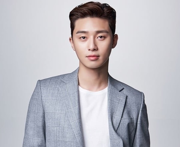 Actor Park Seo-joons official Fan Cafe box office delivered a donation of 1,326,940 won to the Millal Welfare Foundation for Park Seo-joons birthday.Park Seo-joon Fan Cafe said, The members opinions were gathered to participate in the meaningful work as Donation on the birthday of Park Seo-joon, which was first held after the official Fan Cafe opening. We hope that our hearts will be warmly delivered to people with disabilities who need support with Park Seo-joon, who has had a good influence on fans with unexplained good deeds. I sincerely thank the Park Seo-joon fans who voluntarily participated in the Donation by gathering good will, said Chung Hyung-seok, a standing representative of the Milal Welfare Foundation. I will use the precious donations to improve the human rights of the audiovisually impaired.Donation will be used for the visually impaired with visual and auditory disabilities through the Milal Welfare Foundation.The Milal Welfare Foundation has launched a rights advocacy campaign for the visually impaired in the welfare blind spot since April and established the Helen Keller Center, the first audiovisual support center in Korea.In addition, the Milal Welfare Foundation operates 50 operating facilities and 8 branches for the disabled, the elderly, and the community, and conducts international development cooperation projects such as child care, health care and emergency relief in 17 overseas countries.In 2009 and 2014, Samil Transparency Management Award was awarded the Grand Prize for the Disabled and General Grand Prize respectively. In 2018, it won the Excellence Prize in the Welfare of the Disabled in Seoul.In 2015, he acquired a special consultative status from the United Nations Economic and Social Council (UN ECOSOC), and had a status and status as a global NPO.