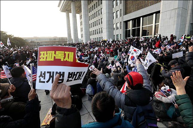 부림중기 이미지