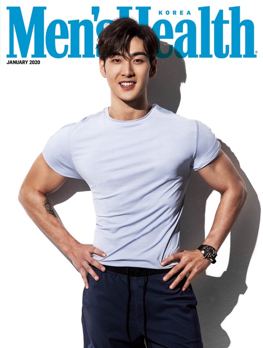 Members of the group NUEST (JR, Aaron, Baekho, Min Hyon, and Ren) boasted a luxury Bodie line.Baekho decorated the cover of the January issue of Mens Health, a life-fit style magazine, and caught the attention by emitting a deep masculine beauty through the picture.In the photo released on December 19, Baekho is showing off her deadly charm with a solid Ashley Cole abs and a perfect Bodie line that seems to be made of sculpture.It has a distinctive features and muscular body that makes it impossible to take off its eyes with its unique soft charisma.In addition, Baekho showed sexy charm by revealing his comfortable shoulders and clear arm muscles in his comfortable top, and completed a clean styling with white knit and jeans, doubling his warm sensibility.In addition, it made people who created a romantic atmosphere with a sensual pose.In an interview with the photo shoot, it is said that Baekho has told a frank story about his thoughts on the recent NUEST mini 7th album, music, and exercise.Above all, this picture is special because Baekho once again decorated the cover following the November 2018 issue of Mens Health.Baekho, who is paying attention to health care with his usual steady exercise, is the back door that he showed off the perfect visuals that have been constantly displayed and inspired the field staff.The various aspects of Baekho, where strength and soft charm coexist, can be seen in the January issue of Mens Health.emigration site