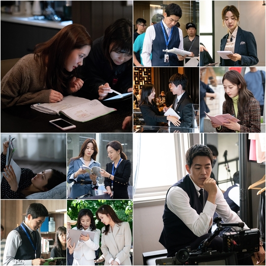 VIP unveiled the scene ahead of its end.SBS Wall Street drama VIP (playplayed by Cha Hae-won/directed by Lee Jung-rim) released on December 20th that actors such as Jang Na-ra - Lee Sang-yoon - Lee Chung-ah - Kwak Sun-young - Pyo Ye-jin showed their concentration to the end without letting go of the script on the spot.Jang Na-ra is showing off his script, water, and acting that does not miss the line during the filming to express Na Jung-sun, who shows the roller coaster-class emotion height, as he faces all the secrets of the characters in the drama.Lee Sang-yoon spit out the small episode of Park Sung-joon, who feels as a script maker as the center of the private scandal in the play, without hesitation, and shows off his love for a unique work that closely monitors not only his acting but also his other actors scenes for the next scene emotion connection.Lee Chung-ah, who plays Lee Chung-ah, a tough girl crush who spits out about his conviction, is completing Lee Chung-ah, Lee Chung-ah, repeatedly trying to chew on the dialogue dozens of times and share opinions with other actors to find the tone of the dialogue that matches each scene.Kwak Sun-young has been singing the role of a working mother Song Mi-na who is struggling with reality with thorough readiness, and Pyo Ye-jin is drawing praise from the staff by taking a good script to immerse himself in the character with a script that reads and reads the script regardless of place.The background of the birth of a highly completed work is the high script immersion of all VIP performers, the production team said.The 15th and 16th episodes, which contain the final ending, were read by actors, crews, and staffs as soon as the script arrived at the scene, reminiscent of a reading room.I would like to ask for your expectation and support until the end. emigration site