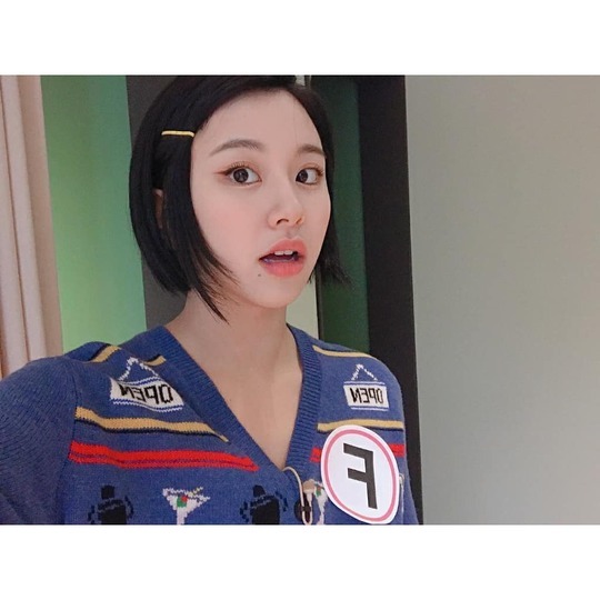 Group TWICE members Chaeyoung and Sana boasted fairy-like beauty.Chaeyoung posted a picture on December 22 on the official Instagram of TWICE with the article Successful 15 self-success ... Huw.Inside the picture was a picture of Chaeyoung facing Sana, who smiles at the camera.The fresh beauty and cheerful atmosphere of the two captures the attention.delay stock