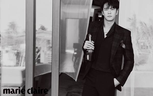 Actor Ha Seok-jin has revealed all of Cuckolds charms from Boy through his pictorial.On January 22, the magazine Marie Claire recorded the phototorial of Ha Seok-jin, who was filmed in the background of the Movenpik Resort Kamran in Natrang, Vietnam.Ha Seok-jin expressed his own atmosphere with dandy charm and deepened eyes in this photoreal.Especially, Ha Seok-jin has various masculine beauty under the theme of lazy days.