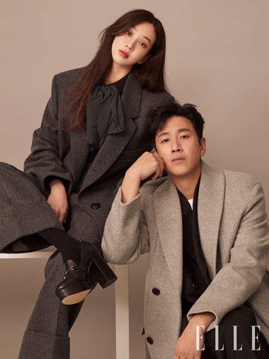 Actor Lee Sun Gyun and Jung Ryeo-won, who are breathing together at JTBCs drama Prosecutor Civil War, met with Elle.In the interview, Jung Ryeo-won said, I felt the moment I saw the script of the first episode.I read the original work in a day, he said, and Lee Sun-Gyun thought that Lee Sun-woong was eligible for the role of the main character Lee Sun-woong.Lee Sun Gyun also said, Except for the name of the owner of Ryeowon, it is close to a mismatch.It is the story of public officials who provide legal services in a small area that is away from the sea. He said, I was in charge of a character who was not normal and was not normal. Based on the original work of Kim Woong, Office Drama Prosecutor Civil War, which contains the daily life of the prosecutors, is broadcast every Monday and Tuesday at 9:30 pm JTBC.The affection for the work and interviews with Lee Sun Gyun and Jung Ryeo-won, who have an Acting Pavilion as an Actor, can be found in the January issue of Elle and on the website.Photo = Elle