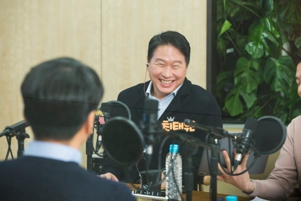 큰손 이미지