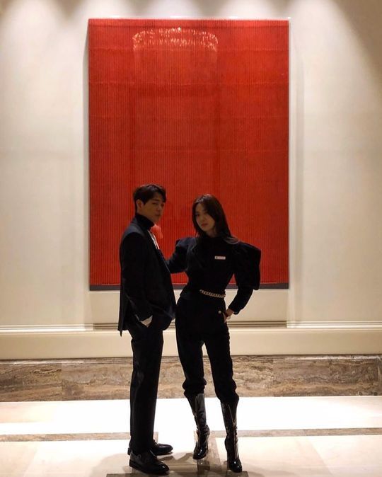 Actor Shin Jae-ha showed off his visuals like actor Lee Chung-ah and model at the SBS drama VIP shooting scene.Shin Jae-ha posted several photos on December 24 Days personal instagram with an article entitled The day you came on the horse.In the photo, Shin Jae-ha is dressed in a co-ordinated suit with actor Lee Chung-ah and all black and looks at the camera with a chic look.Shin Jae-ha and Lee Chung-ah draw attention with their proportionable glamor and warm visuals.The two in other photos released by Shin Jae-ha are smiling cutely, unlike the chic look.Shin Jae-ha played the role of Ma Sang-woo, a VIP team member at the department store in SBS drama VIP.Ma Sang-woo, played by Shin Jae-ha, has a poor charm and warmth at the same time, and has been loved by viewers and has a secret of being the son of the Minister of Foreign Affairs.Lee Chung-ah, who plays the role of Lee Chung-ah, a VIP dedicated team in the drama, also captivated viewers with her crushing charm.Choi Yu-jin