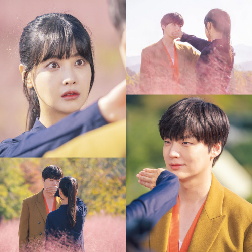 In the 17th and 18th MBC drama The Weak Humans, which will be broadcast on the 25th, the love front of Ju Seo-yeon (Oh Yeon-seo) and Lee Kang-woo (Ahn Jae-hyun), who confirmed each others hearts in 15 years, will be drawn.Especially, Ju Seo-yeon, who has been avoiding Lee Kang-woos skinship, is not avoiding this time, and it is making the hearts of viewers more excited.In the previous broadcast, Ju Seo-yeon raised the heart rate of viewers by sharing a kiss with Lee Kang-woo.Ju Seo-yeon, who intentionally avoided Lee Kang-woo, indirectly confessed his mind and confirmed each others heart, saying, Why do you care?The two will be on the 25th broadcast, and the two people will be drawn to the day. In the photo, the two people are paying attention because they are forming a more sweet atmosphere in the park where Pink Mullie is full.Ju Seo-yeon, who is covering Lees mouth with her Palm, and Lee Kang-woo, who is kissing her Palm, are drawn to make the hearts of viewers jump even more.The appearance of Ju Seo-yeon and Lee Kang-woo, whose positions have been reversed, will have a different kind of fun, said the production team of Disabled Humans. Please pay attention to the stories of the two people who have been dramatically made.The Defected Humans will be broadcast at 8:55 p.m. on the 25th.Photos  ASTERY Provision