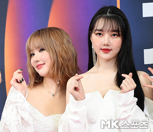 여자친구 은하-예린 '점점 더 예뻐지네' [MK포토]