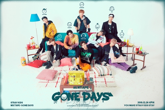 Eight-color package charm.Group Stray Kids (Stray Kids) revealed a Layful charm through a photo of the new song concept.Stray Kids released a group and personal concept photo of the digital single Mixtape: Gone Days (Mixtape: Gon Days) on the official SNS channel at 0:00 on December 25.Stray Kids used school-based bookstands, laptops, palettes, and notepads to create a classroom atmosphere.She showed off her eight-color charm.Hyunjin set up an eraser as if he were doing a domino, and looked at the side with a sign that he was more interested in what was happening around him than in books.Felix and Reno looked bored to see if they liked the situation.In the group cut, he turned his gaze to the side, not the front of the school, and showed a mischievous aspect.In the photographs that seemed to be gathered in the azit outside the classroom, he appealed to another charm with a much freer and more relaxed appearance.The emoticons that seemed to melt the colorful expressions of the members also appeared, raising expectations for the new song concept.If you have created a lyrical and faint feeling in your previous film Levanter, released on the 9th, this digital single has released trendy visuals and emits a pale color.The new song Mixtape: Gone Days tells about the situation where leader Bang Chan participates in writing and composing, and nags as if he knows everything.Every time we are tired of the same sermon, we form a consensus on the children as well as the seniors who have walked the same way as us in the past.Stray Kids also showed a brilliant sense through the song Gone Days, which expresses Daedae as a language Lay.Stray Kids, who is stepping up to the global movement and becoming the next generation K-pop representative group, will go to World Tour from next month.Starting next January with United States of America, the World Tour Stray Kids World Tour Distract 9: Unlock (Stray Kids World Tour Distract 9: Unlock) will be on stage around the world.New York on January 29, 2020, Atlanta on January 31, Dallas on February 2, Chicago on May 5, Miami on July 7, Phoenix on September 9, San Jose on March 13, and local fans in Los Angeles on June 16.hwang hye-jin
