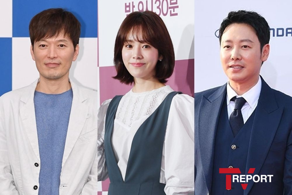 The 2019 MBC Acting Grand Prize, which is the first of the three terrestrial broadcasters. So MBC is interested in who will give the Grand Prize.As a strong candidate, Actor Jung Jae-young, Han Ji-min, and Kim Dong-wook are emerging.Coincidentally, all three people are aiming for their first prize because they do not have a history of receiving the past prize.Before the awards ceremony, I compared and analyzed them from various angles.# Top TV viewer ratings: 9.9%...Jung Jae-youngs narrow winFirst, I looked at Dramas record of top TV viewer ratings, which featured three people.Numerically, Get-Up 2 (9.9%) starring Jung Jae-young had a narrow advantage over Spring Night (9.5%) and Special Work Supervisor Zhao Changfeng (8.7%) (hereinafter referred to as Zhao Changfeng).MBCs first season drama Golden Man and Woman 2 is well received for its production, composition and material utilization, which is more advanced than season 1, and predicts season 3.TV viewer ratings also closed at a slightly higher record than season 1 (9.6%).It is lower than Sword and Woman 2, but it cannot be ignored by records of Spring Night and Zhao Changfeng; both works are competing in the same time period (Dan, One Love, People!), but showed off his ability to top the rankings from the middle.# Topic: The main character of the Spring Night syndrome...Han Ji-mins landslide victoryIn terms of topicality, it was a landslide victory by Han Ji-min.According to the analysis of Good Data Corporation, Han Ji-min has never fallen below fifth place since entering second place in the fourth week of May when Spring Night began to air.Kim Dong-wook entered the Top 10 for three consecutive weeks starting in the second week of April, when Zhao Changfeng first aired; however, from the first week of May, he was pushed out of the rankings.Considering that Zhao Changfeng was consistently in the top 10 of the topic, it was unfortunate.In the case of Jung Jae-young, he has never been named in the Top 10, even though he has played a big role in Trial Man and Woman 2.The drama also only rose to the ranking three times, as the same time period competitions The Wind Blows (Kim Ha-neul, Gam Woo-sung) and Avis (Park Bo-young, Ahn Hyo-seop) were pushed to the topic.#Dramas weight: The virtually one-man show...Kim Dong-wooks presenceIn terms of acting power, all three actors played impeccable hot performances, but Kim Dong-wook was the most brilliant considering the weight of the drama.Kim Dong-wook, who played the role of a labor supervisor from a judo player in the play, played a key role in Zhao Changfeng, from drawing a wide range of joy and joy from a slick comic act to a serious feeling.It is also important to note that most of the scenes in Zhao Changfeng have appeared in the scene.Han Ji-min, who was divided into Lee Jung-in in Spring Night, drew public praise with delicate feeling and melodramatic act.However, the proportion is relatively small compared to Kim Dong-wook in that he built a two-top system with Jung Hae-in.Jung Jae-young, who has led the Golden Man and Woman series, also made a name as a star by brilliantly digesting the owner of the filth and persistence.However, in Sword and Man 2, the presence of Nominu, who left an impression with Jang Chul and Dr. K, was also great.