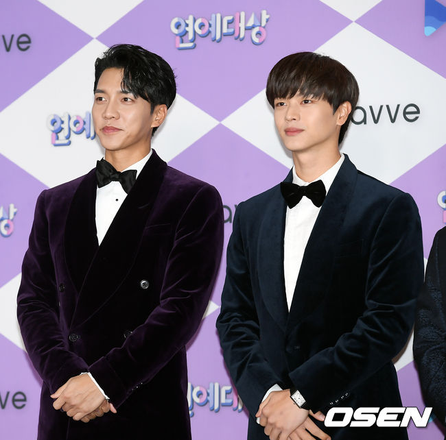 The 2019 SBS Entertainment Awards photo wall event was held at SBS Prism Tower in Mapo-gu, Seoul on the afternoon of the 28th.This year, SBS entertainment showed a strong popularity with high topic and audience rating even in the face of a large number of new programs.Most programs, such as Dongsangmong 2-Youre My Destiny, Burning Youth, Baek Jong-wons Alley Restaurant, and Ugly Sons, consistently ranked first in the same time zone, solidifying their position as an artistic powerhouse.In addition, new programs such as Little Forest and Matsunam Square were well received and settled.In the meantime, attention is focused on who will return to the 2019 SBS Entertainment Grand Prix trophy.Singer Lee Seung-gi, group BtoB Yook Sungjae poses.