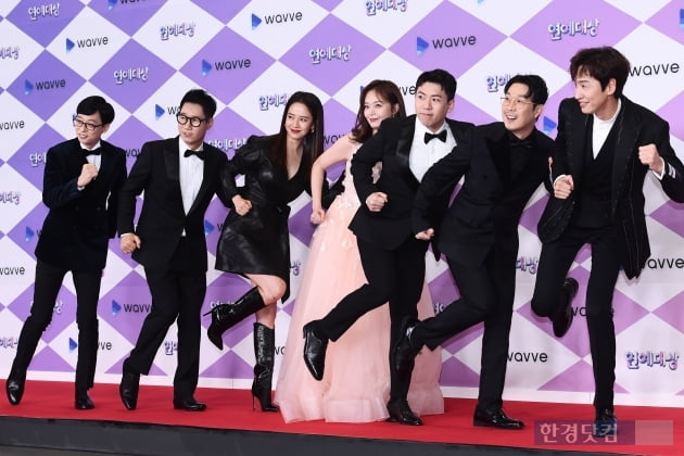 The SBS entertainment Running Man team attended the 2019 SBS Entertainment Grand Prize Red Carpet event held at SBS prism tower in Sangam-dong, Seoul on the afternoon of the 28th.