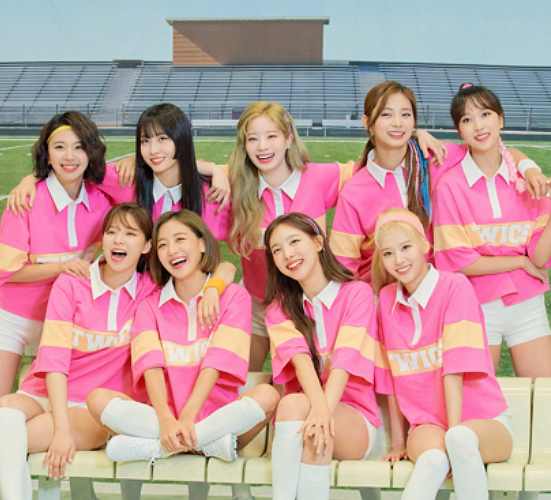 Group TWICE has released pictures of the 2020 season gritting.On the 1st, TWICE posted several photos on the official Facebook under the title 2020 SEASONS GREETINGS.The uploaded photo shows members wearing TWICE gym suits, and attention is drawn to the members who have turned into cute athletics.The members wore pink short-sleeved TWICE T-shirts and beige hot pants, and the whiteness of the nissacks added to the youthful atmosphere.Especially, they leaned on each others shoulders and took a friendly pose and attracted attention.The fans who watched the warm appearance of the members responded such as It is really so beautiful, It is cute all and I have to buy a season grit.Meanwhile, TWICE will hold a concert at the Seoul Olympic Gymnastics Stadium for two days from March 7th.