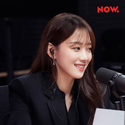 A romantic playlist for actor Lee Sung-kyung is revealed.Naver NOW, which is on-air on January 7.In #OUTNOW, Lee Sung-kyung, who plays the second year of the second year of the thoracic surgeon fellow in SBS New Moon drama Romantic Doctor Kim Sabu 2, will host.Lee Sung-kyung will unveil a romantic playlist that will fill 2020 with romance along with his first broadcast testimony of Romantic Doctor Kim Sabu 2 through an audio show.On the 6th, actor Ahn Hyo-seop appeared on the audio show and selected 10 emotional songs on the same theme, and Lee Sung-kyung is interested in what songs he selected for his fans.The sixth episode of Romantic Doctor Kim Sabu 2 starring Lee Sung-kyung can be heard through Naver NOW at 8 p.m. on the 7th, and the songs introduced at the audio show can also be appreciated as playlists for Naver Music Service VIBE (Vibe).Park Su-in